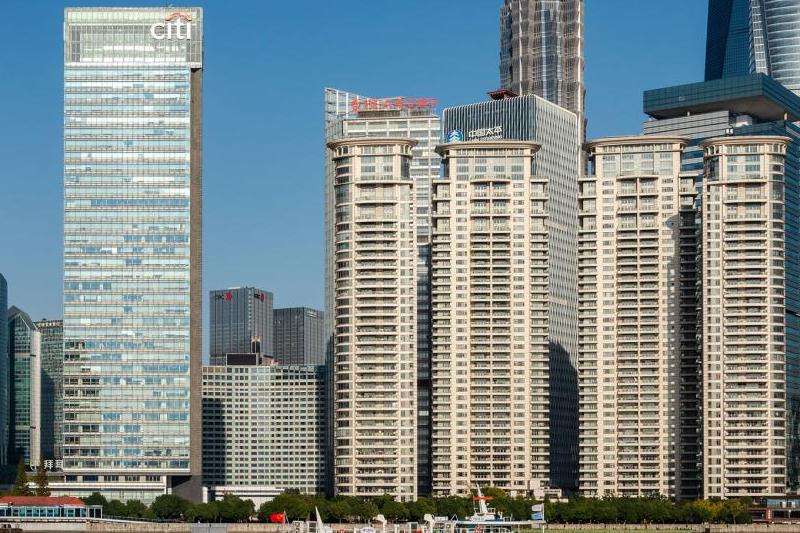分析Facebook华人员工的总数和比例