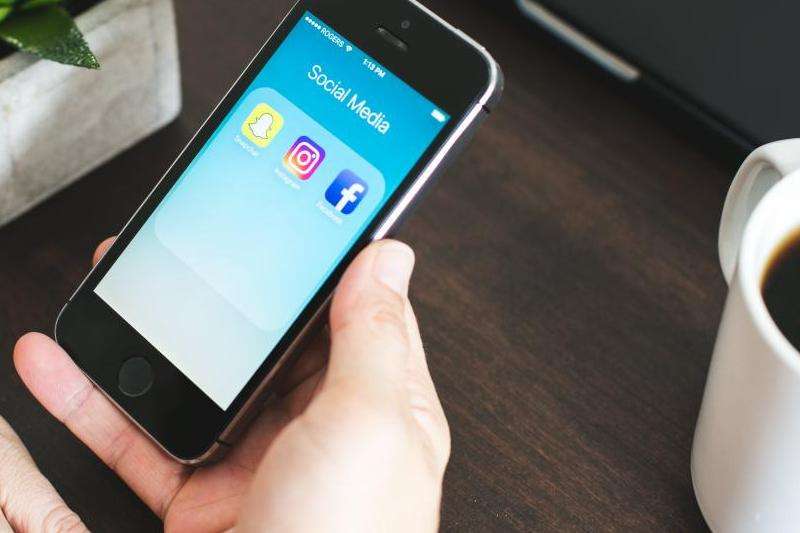 如何移除Facebook上的好友请求