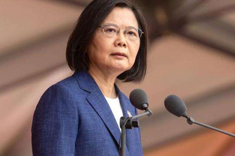 探讨蔡英文在Facebook上受到谩骂的情况