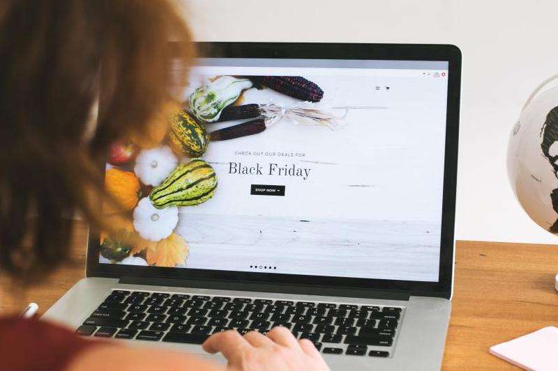 寻找可靠的Facebook注册代理商